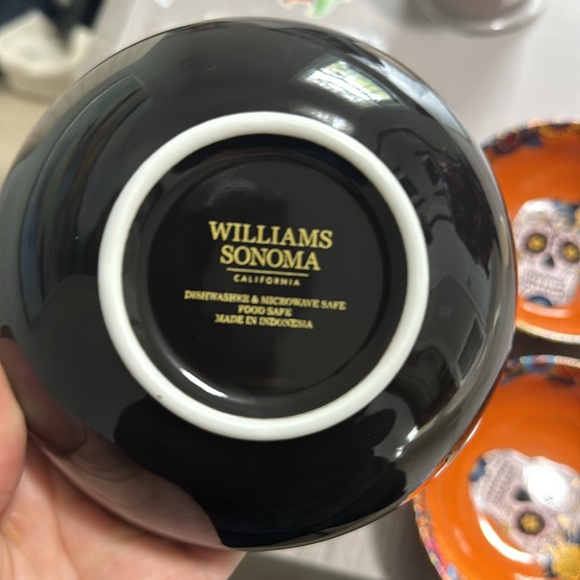 Williams Sonoma 4 day of the dead bowls - Picture 3 of 3